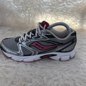 Saucony cohesion 5 running shoes women’s sz 7
